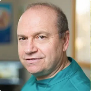 Photo of Dr. Yuri Ausker​